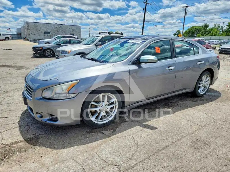 2009 Nissan MAXIMA photo