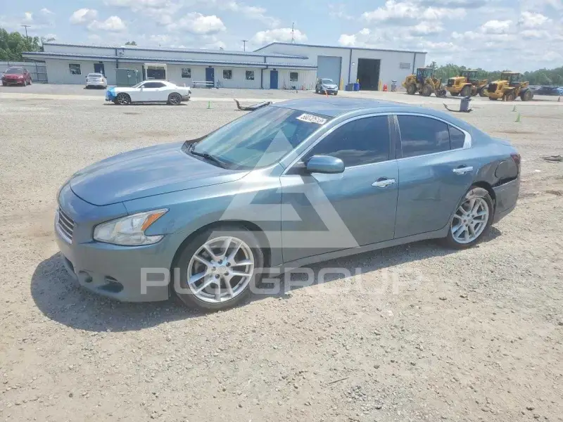 2009 Nissan MAXIMA photo