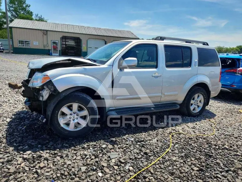 2009 Nissan PATHFINDER photo