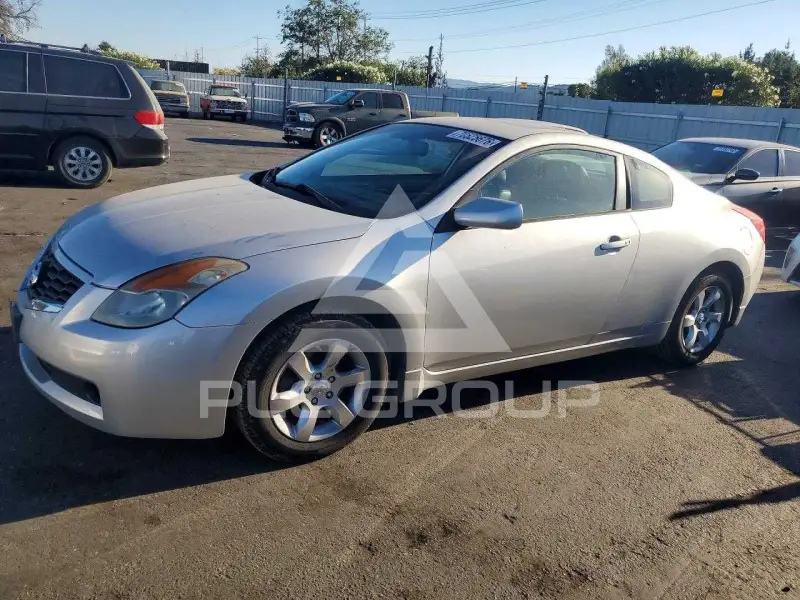 2009 Nissan ALTIMA photo