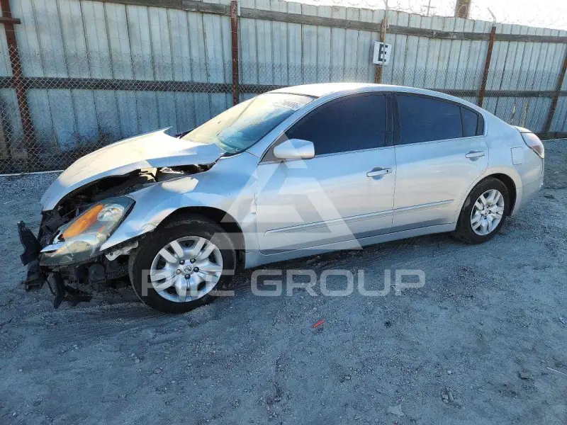 2009 Nissan ALTIMA фото