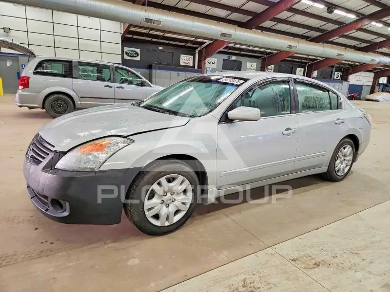 2009 Nissan ALTIMA photo