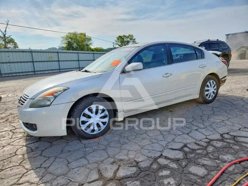 2009 Nissan ALTIMA photo