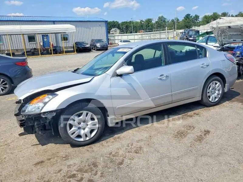 2009 Nissan ALTIMA фото