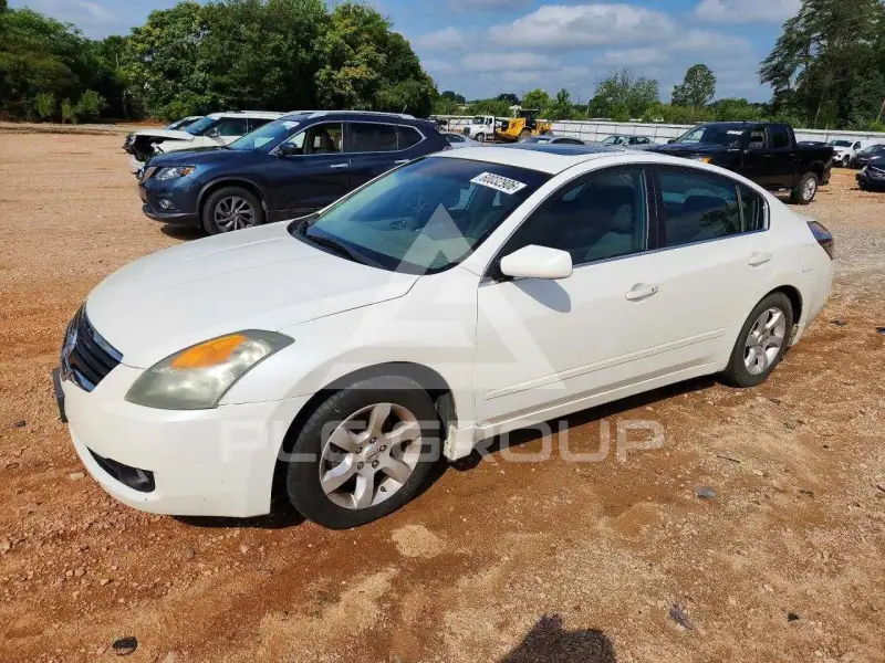 2009 Nissan ALTIMA photo