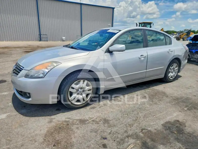 2009 Nissan ALTIMA photo