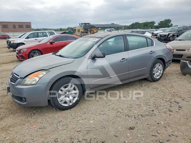 2009 Nissan ALTIMA photo