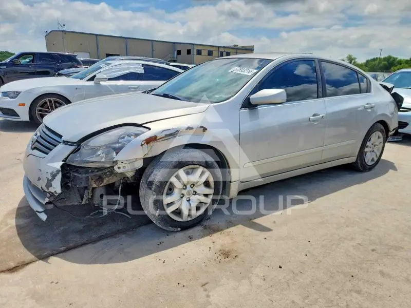 2009 Nissan ALTIMA photo