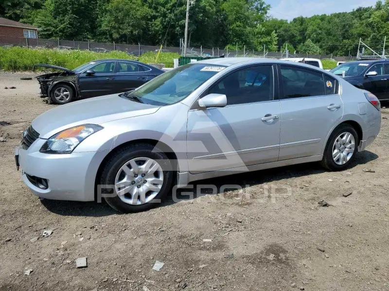 2009 Nissan ALTIMA photo