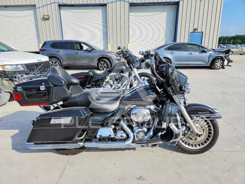 2009 Harley-Davidson FL фото