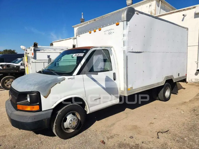 2009 Chevrolet Express фото