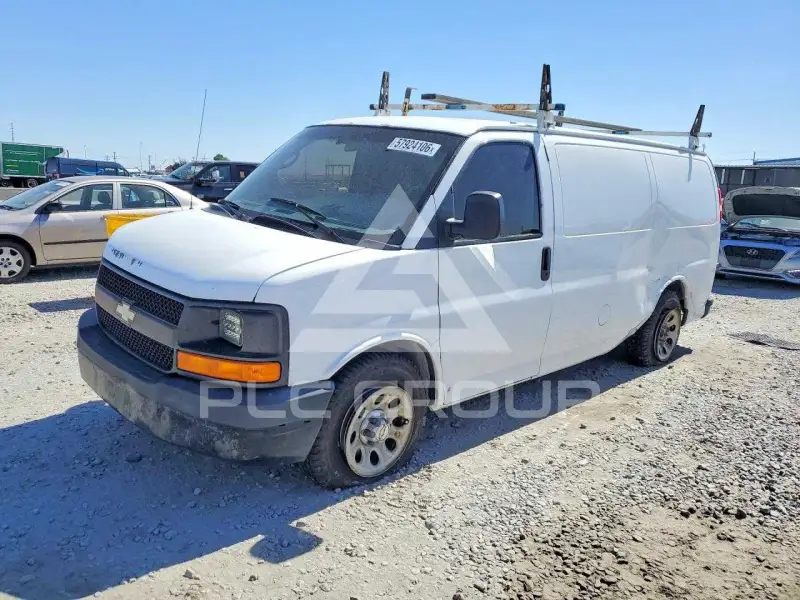 2009 Chevrolet Express photo