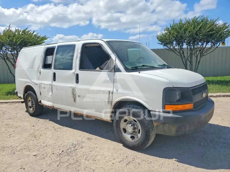 2009 Chevrolet Express фото