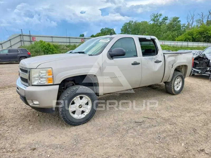 2009 Chevrolet Silverado photo