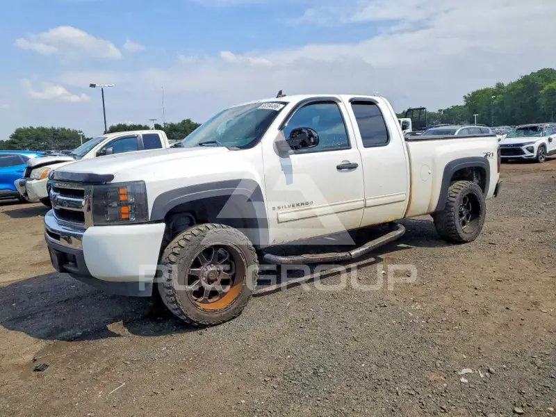 2009 Chevrolet Silverado photo