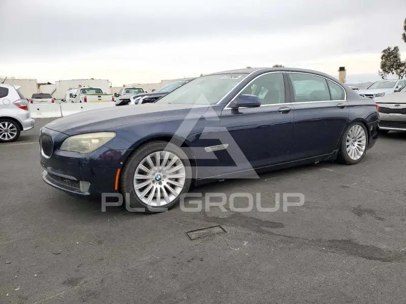 2009 BMW 750 фото