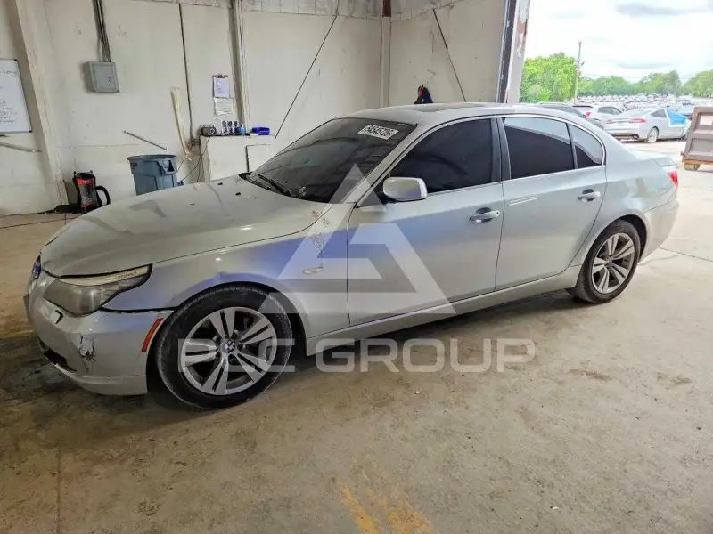 2009 BMW 528 фото