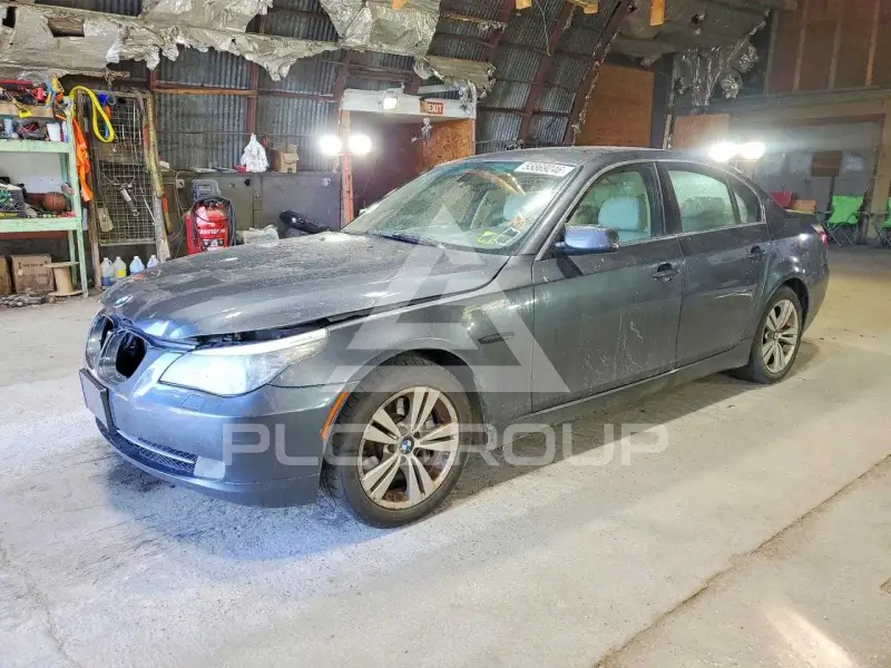 2009 BMW 528 photo