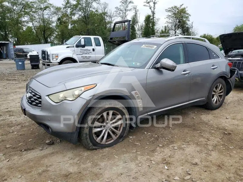 2009 Infinity FX35 фото
