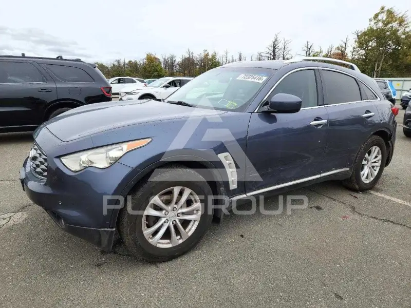 2009 Infinity FX35 фото