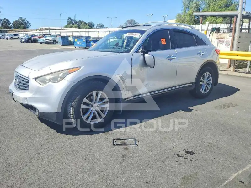 2009 Infinity FX35 фото