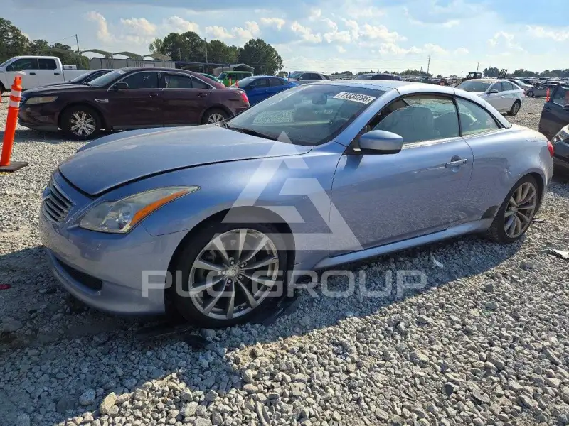 2009 Infinity G37 photo