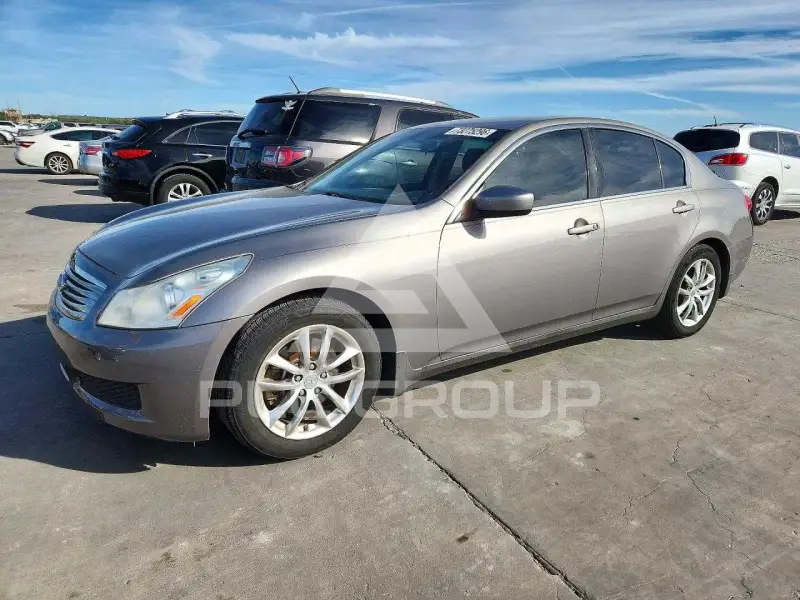2009 Infinity G37 photo