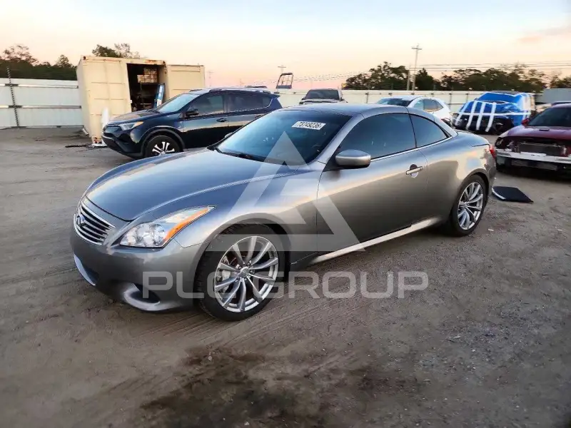 2009 Infinity G37 photo