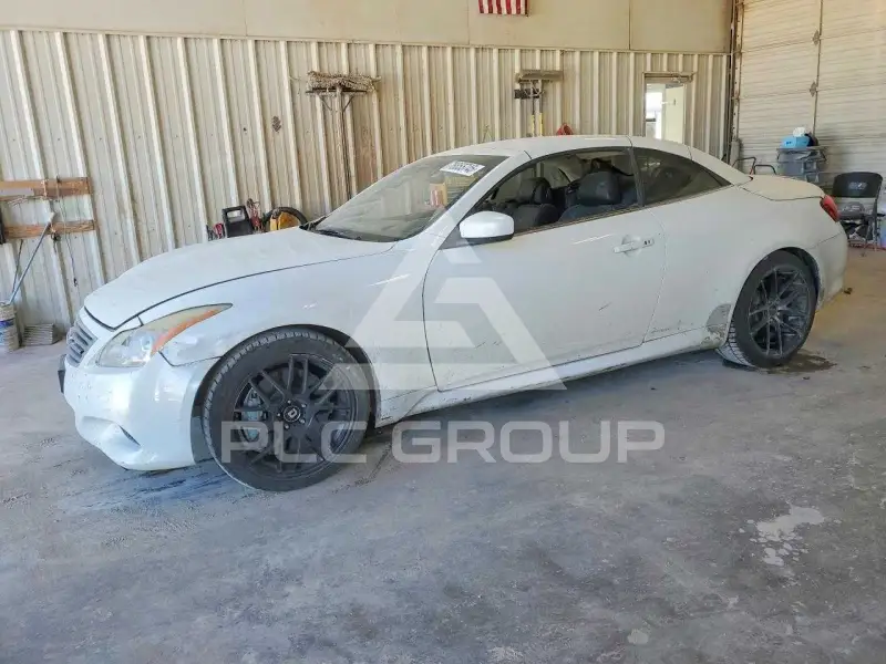 2009 Infinity G37 photo
