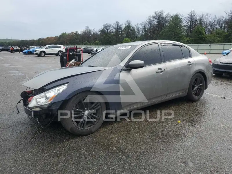 2009 Infinity G37 photo