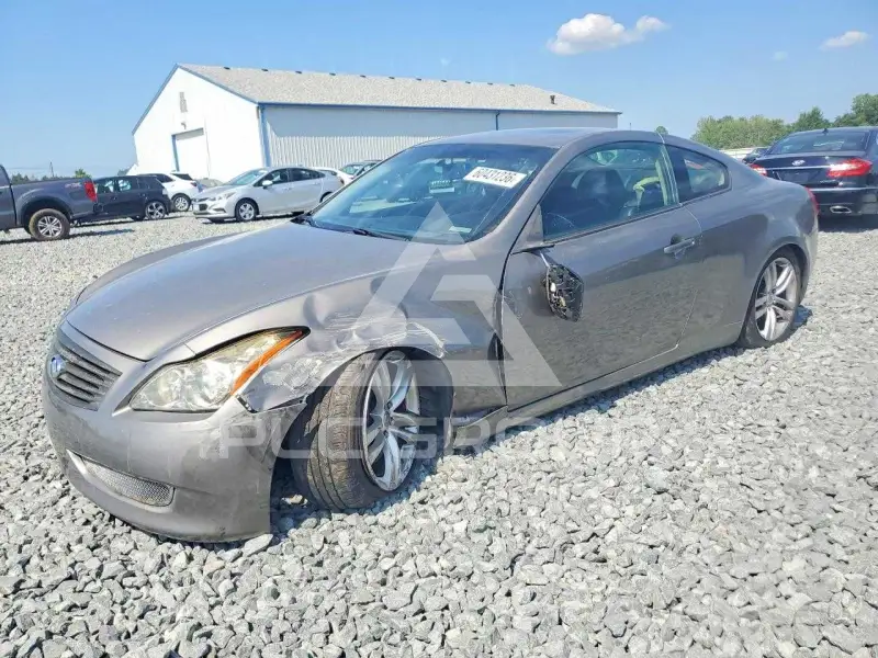 2009 Infinity G37 фото