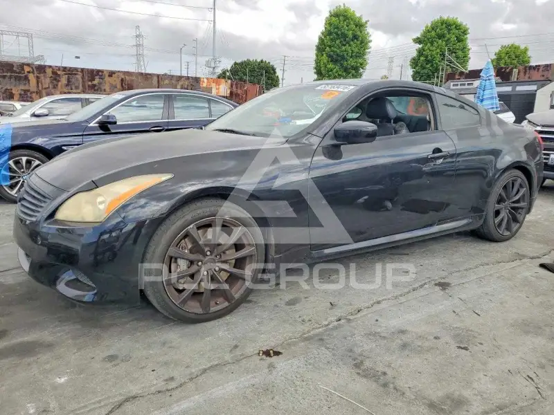 2009 Infinity G37 photo