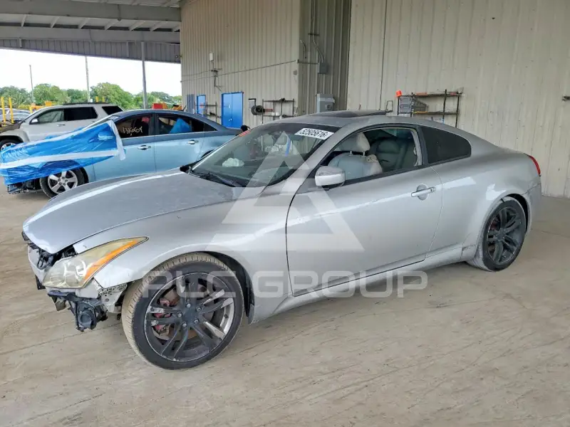 2009 Infinity G37 фото