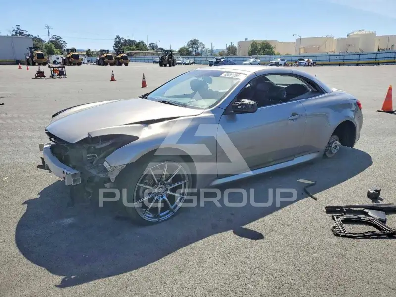 2009 Infinity G37 photo