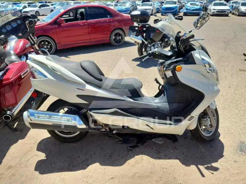 2009 Suzuki  фото