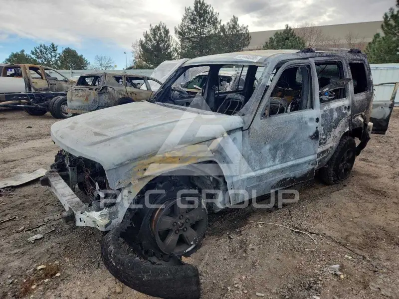 2009 Jeep LIBERTY фото