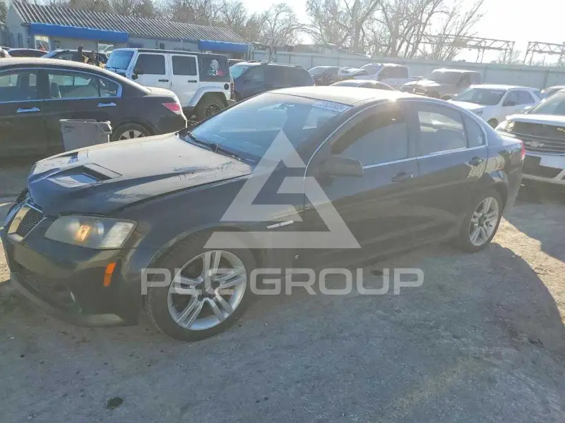 2009 Pontiac G8 photo
