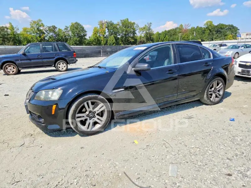 2009 Pontiac G8 photo