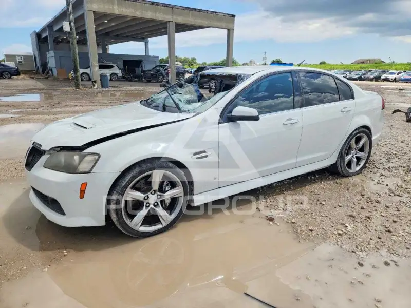 2009 Pontiac G8 фото