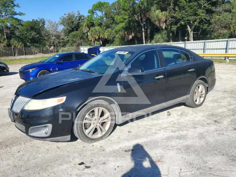 2009 Lincoln MKS photo