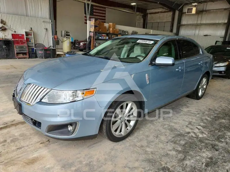 2009 Lincoln MKS photo
