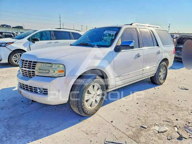 2009 Lincoln NAVIGATOR photo