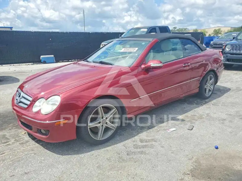 2009 Mercedes Benz CLK photo