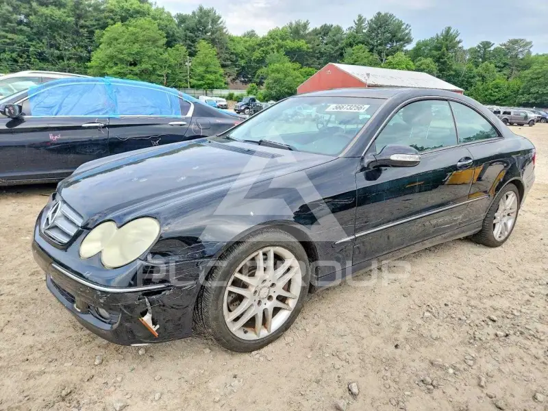 2009 Mercedes Benz CLK фото