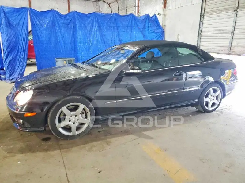 2009 Mercedes Benz CLK photo