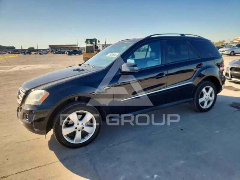 2009 Mercedes Benz ML-Class photo