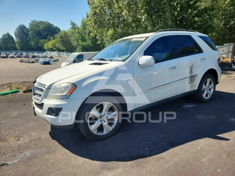 2009 Mercedes Benz ML-Class фото