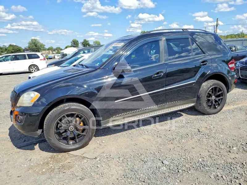 2009 Mercedes Benz ML-Class фото