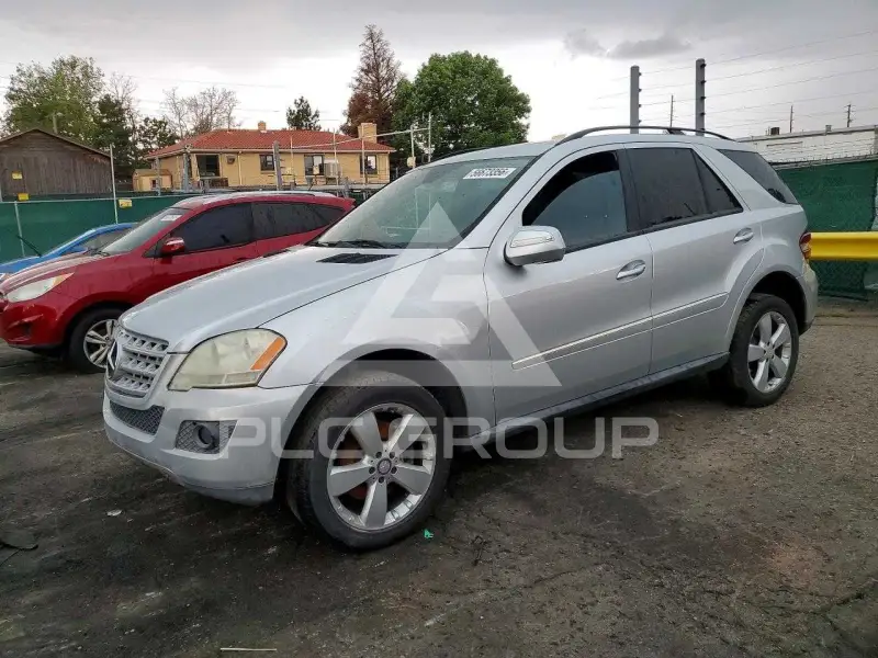2009 Mercedes Benz ML-Class photo