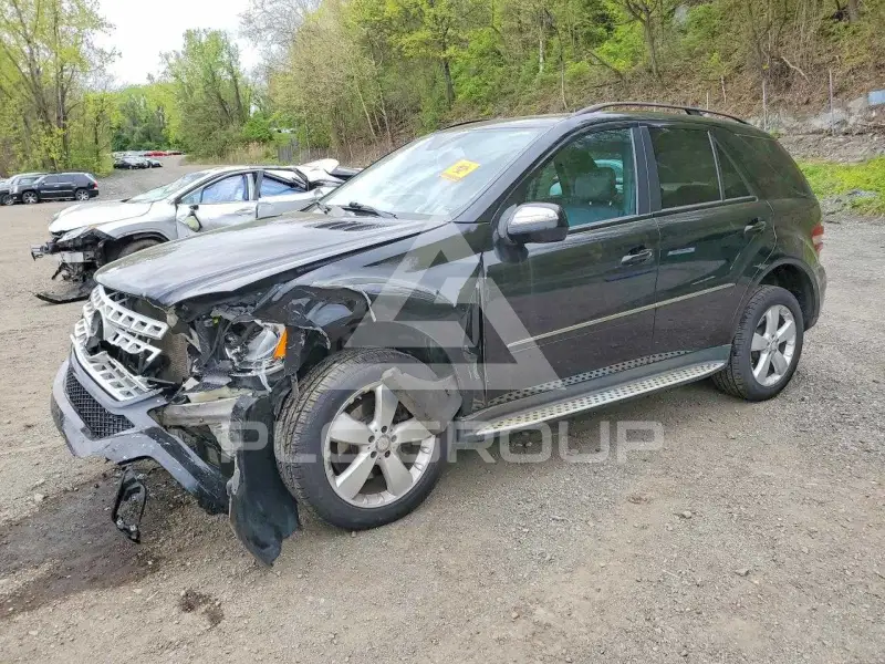 2009 Mercedes Benz ML-Class фото
